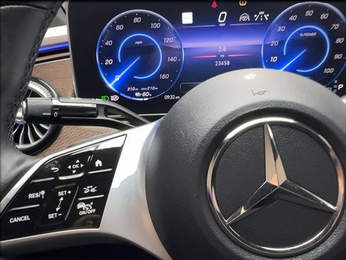 Used 2023 Mercedes-Benz EQE 350+ 4MATIC Sedan image 38