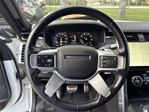 Used 2022 Land Rover Discovery S R-Dynamic image 14