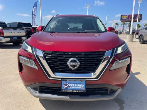 Certified 2023 Nissan Rogue SV w/ SV Premium Package FWD image 8