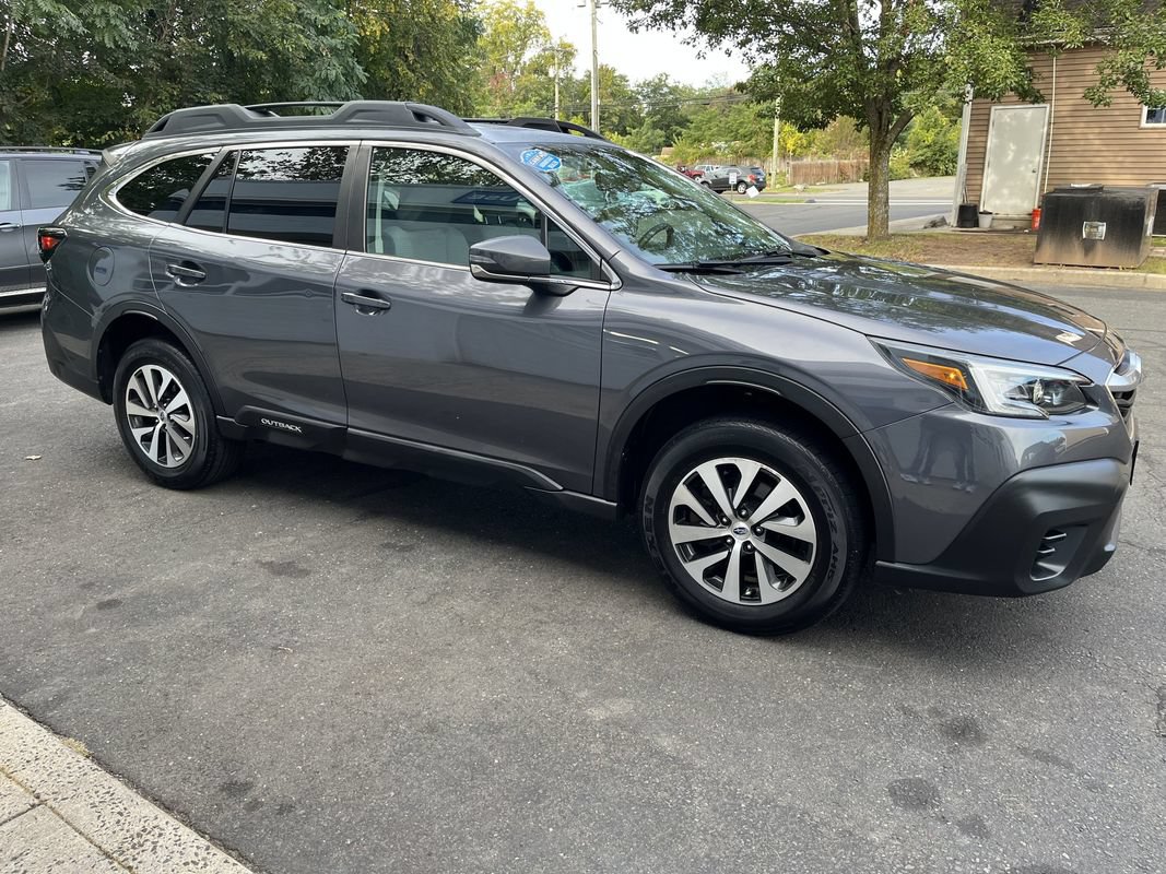 Used 2022 Subaru Outback Premium w/ Popular Package #1 AWD/4WD image 4