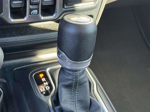 Used 2024 Jeep Wrangler Unlimited Sahara image 27