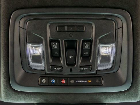 Used 2024 GMC Sierra 1500 AT4X AWD/4WD image 27