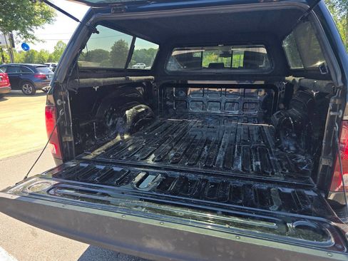 Used 2017 RAM 2500 Laramie w/ Sport Appearance Group AWD/4WD image 10