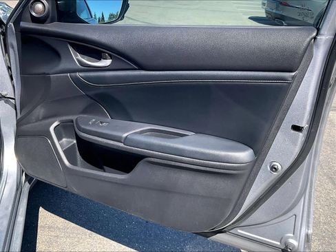 Used 2020 Honda Insight Touring image 25