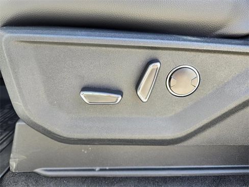 New 2025 Ford F150 Lariat w/ Equipment Group 502A High image 23