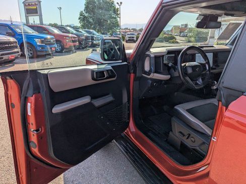 Used 2022 Ford Bronco Wildtrak AWD/4WD image 8