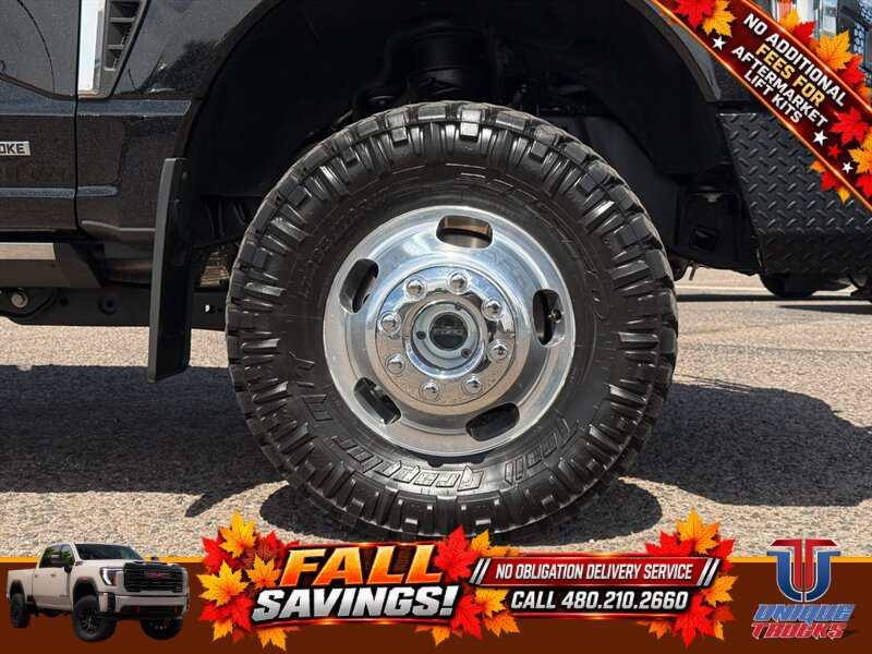 Used 2023 Ford F350 Lariat w/ Lariat Ultimate Package AWD/4WD image 6