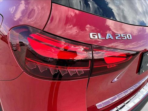 New 2026 Mercedes-Benz GLA 250 image 27