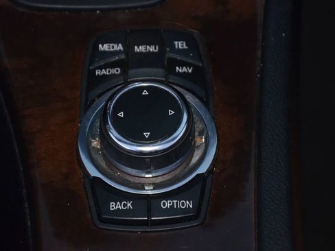 Used 2013 BMW 328i Convertible image 27