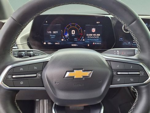 Used 2025 Chevrolet Traverse LT w/ Sun and Wheel Package AWD/4WD image 28