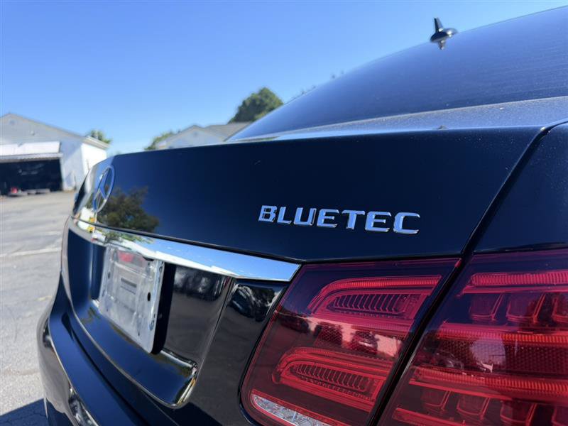 Used 2014 Mercedes-Benz E 250 BlueTEC 4MATIC Sedan image 10