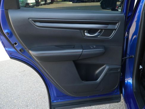 Used 2024 Honda CR-V Sport image 17