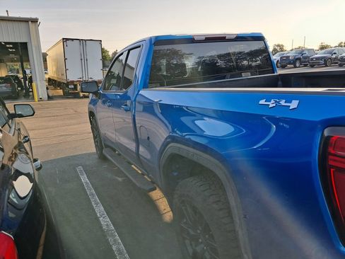 Used 2024 GMC Sierra 1500 Elevation AWD/4WD image 8