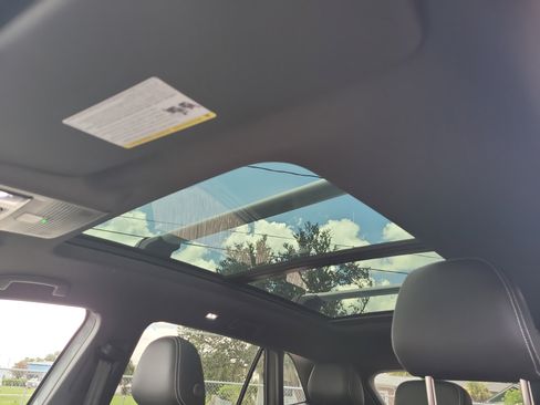 New 2025 Volkswagen Atlas Cross Sport SEL R-Line AWD/4WD image 20