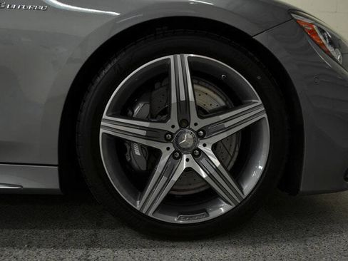 Used 2015 Mercedes-Benz S 63 AMG 4MATIC Coupe image 26