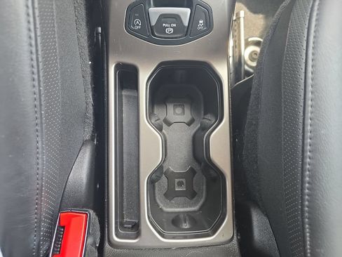 Used 2020 Jeep Renegade Limited w/ UConnect 8.4 Nav Group AWD/4WD image 35