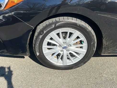 Used 2017 Subaru Impreza 2.0i Premium image 9