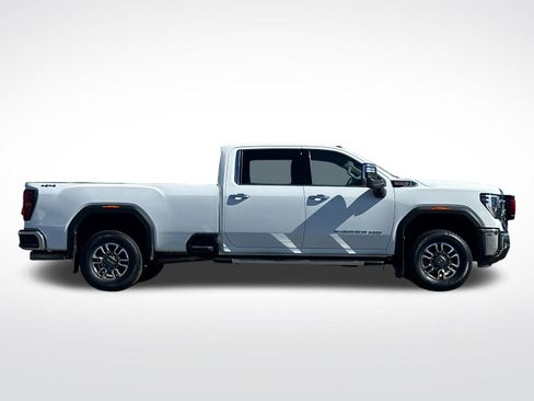 Used 2024 GMC Sierra 3500 SLT w/ SLT Convenience Package AWD/4WD image 2