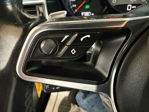 Used 2015 Porsche Macan S image 25