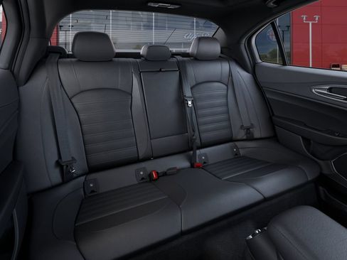 New 2025 Alfa Romeo Giulia w/ Veloce Package Rwd image 16
