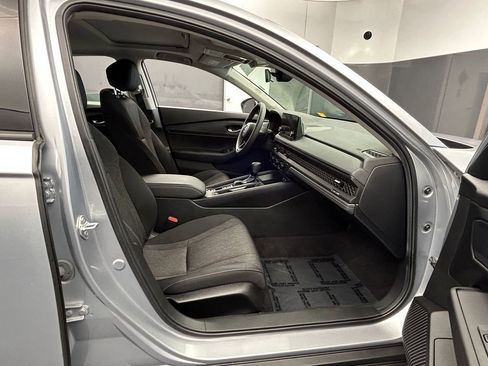 Used 2024 Honda Accord EX image 43
