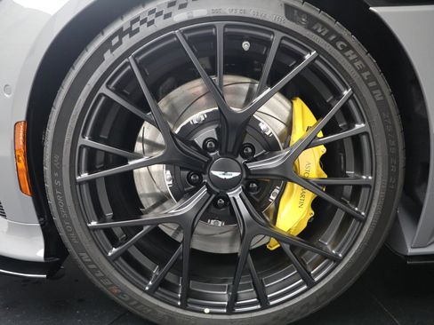 New 2026 Aston Martin DB12 Convertible image 39