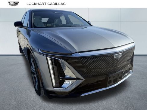 Certified 2024 Cadillac Lyriq Luxury image 1