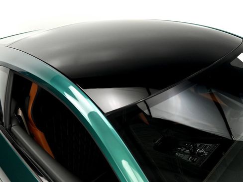 Used 2024 Aston Martin DB12 Coupe RWD image 25