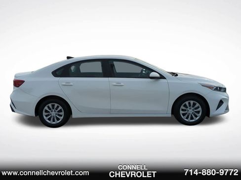 Used 2023 Kia Forte LX image 4