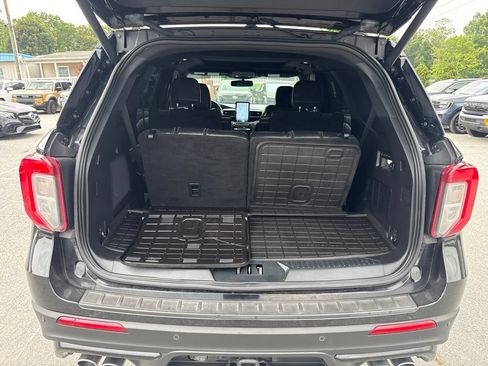 Used 2020 Ford Explorer ST w/ ST Street Pack AWD/4WD image 32
