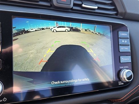 New 2025 Nissan Versa SR image 21