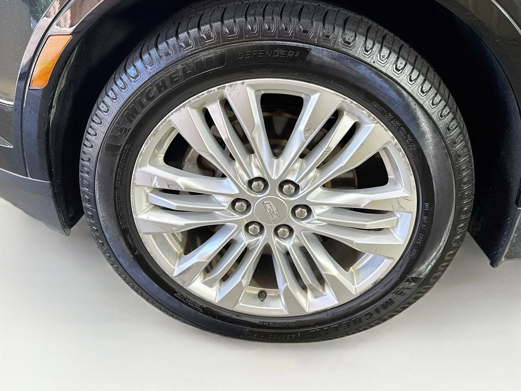 Used 2019 Cadillac XT5 Premium Luxury FWD image 41