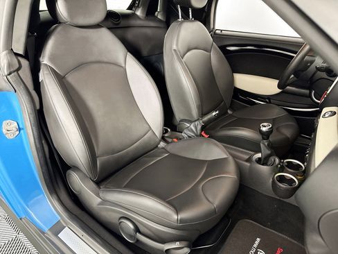 Used 2013 MINI Cooper Roadster S image 27