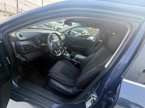 Used 2024 Subaru Outback Premium AWD/4WD image 7