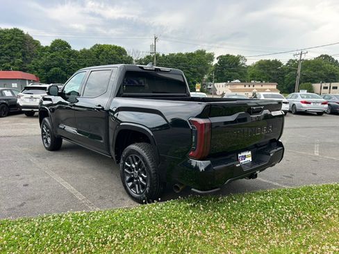 Used 2022 Toyota Tundra Platinum w/ Advanced Package AWD/4WD image 5