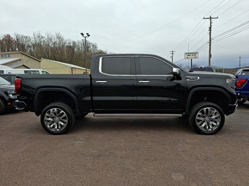 Used 2023 GMC Sierra 1500 Denali w/ Denali Reserve Package image 12