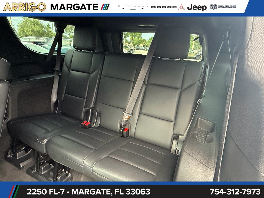 Used 2023 Cadillac Escalade ESV Luxury RWD image 12