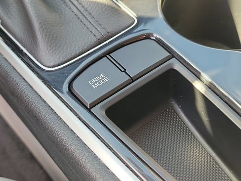 Used 2018 Hyundai Sonata Limited FWD image 35