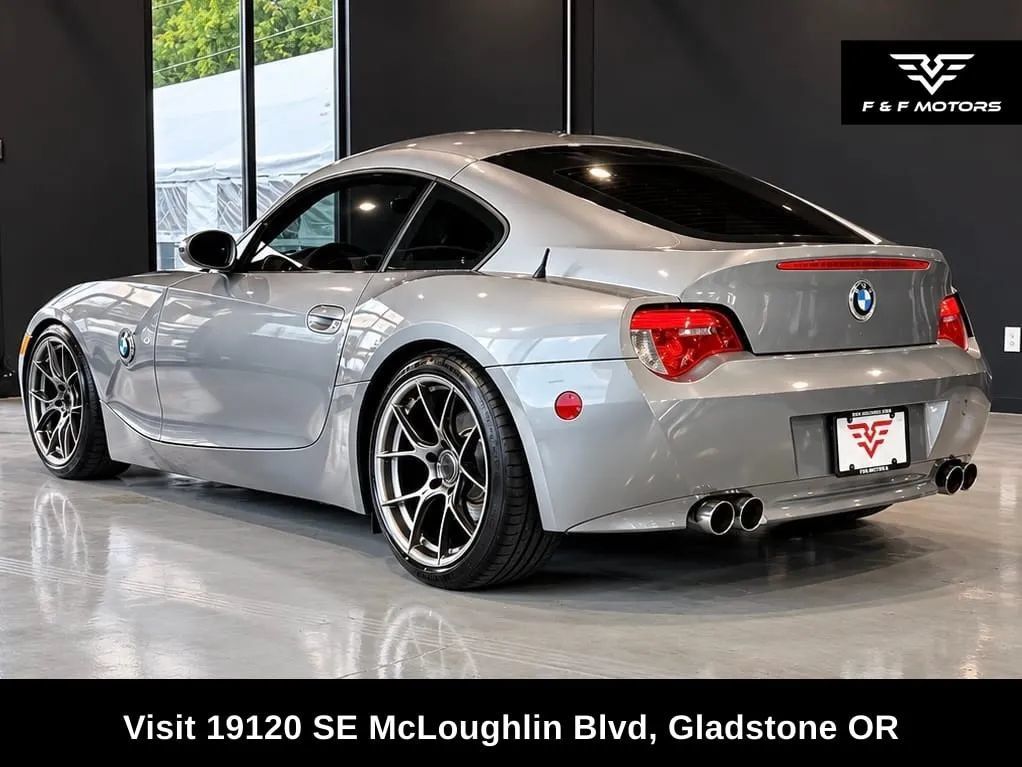 Used 2008 BMW Z4 3.0si RWD image 4