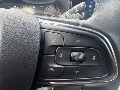 Used 2023 Buick Envision Essence w/ Sport Touring Package image 22