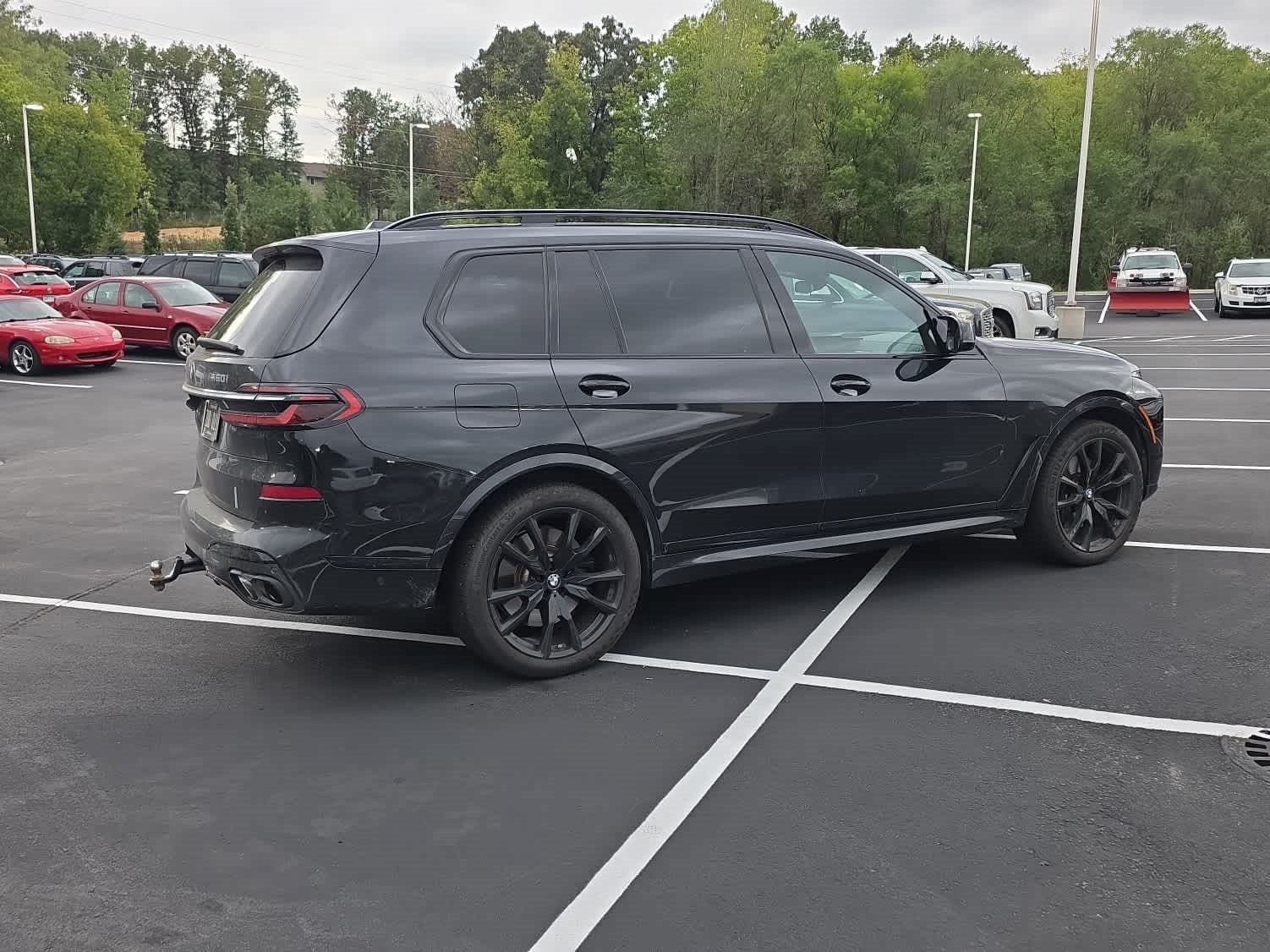 Used 2023 BMW X7 M60i w/ Executive Package AWD/4WD image 3