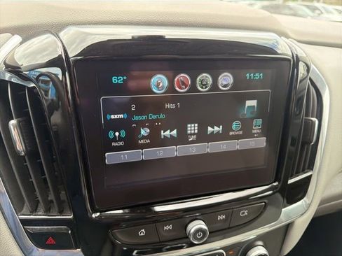 Used 2018 Chevrolet Traverse LT w/ LPO, 'HIT The Road' Package AWD/4WD image 21