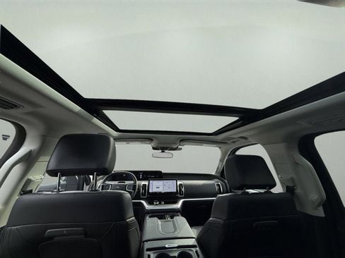 New 2026 Ford Explorer ST-Line w/ ST-Line Street Pack image 19