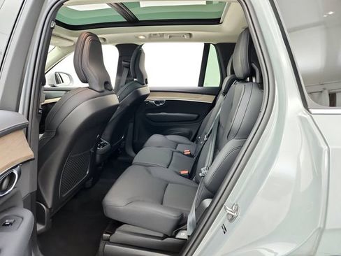 Certified 2026 Volvo XC90 B6 Plus AWD/4WD image 29