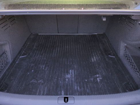 Used 2023 Audi A4 2.0T Premium image 32