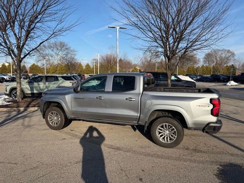 Used 2026 Chevrolet Colorado LT image 9