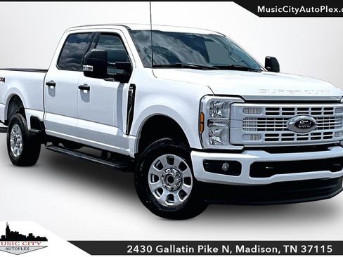 Used 2024 Ford F250 XLT AWD/4WD image 1