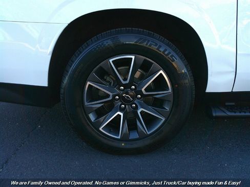 Used 2021 Chevrolet Suburban Z71 w/ Z71 Off-Road Package image 69