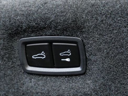 New 2026 Porsche Taycan GTS image 31