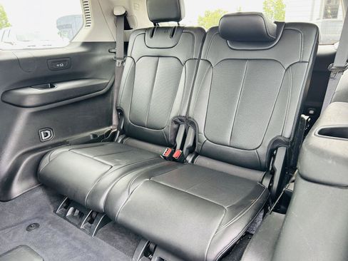 Used 2023 Jeep Grand Cherokee L Limited w/ Luxury Tech Group II AWD/4WD image 31